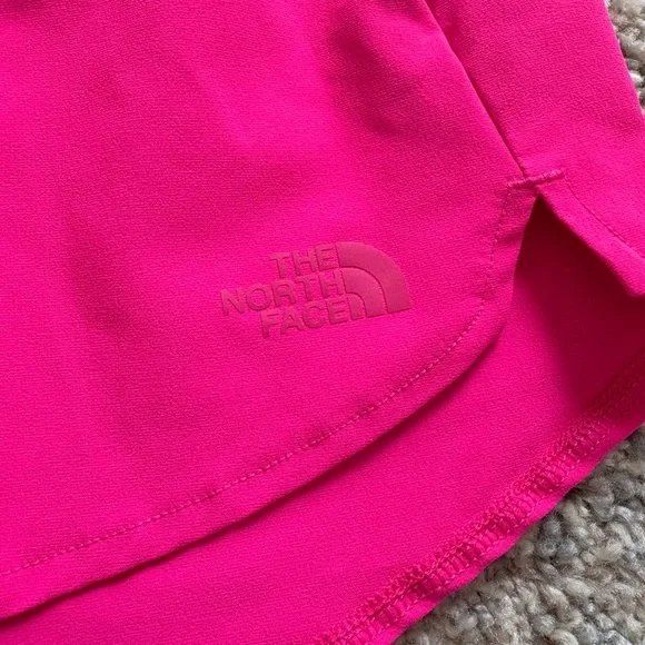 North Face Women's Pink Athletic Shorts EUC High Rise - Picture 4 of 5